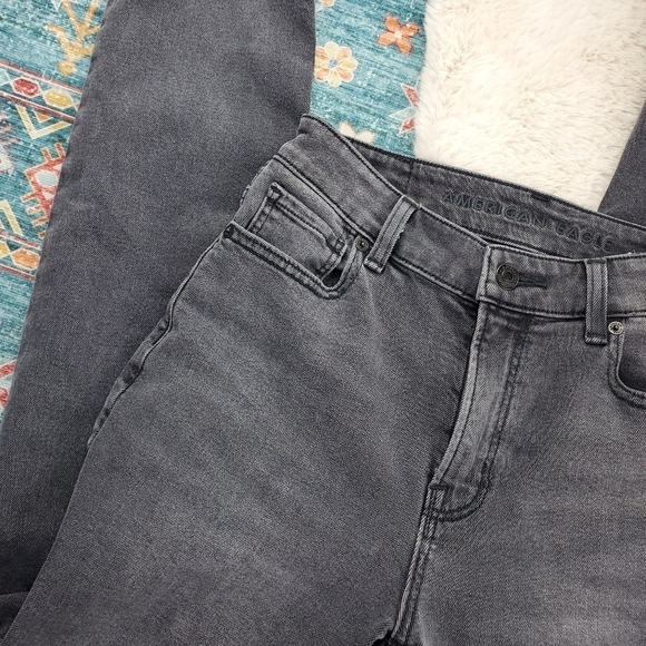 American Eagle Washed Black Stretch Mom Jeans 0 Reg - Picture 6 of 9